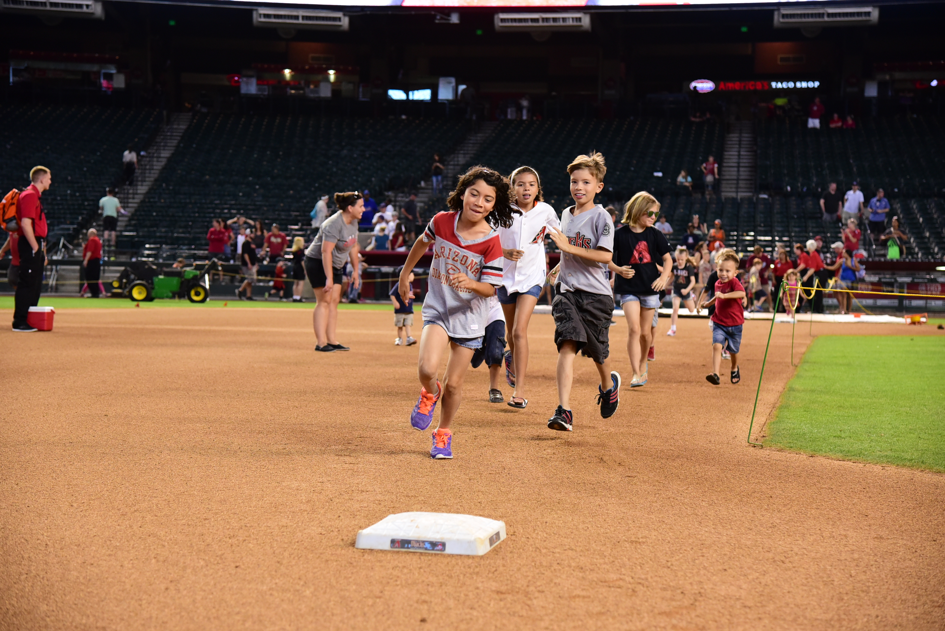 PHOENIX, AZ - June 7: PCH Kids Run the Bases. (Photo by Brianna Doe/Arizona Diamondbacks)